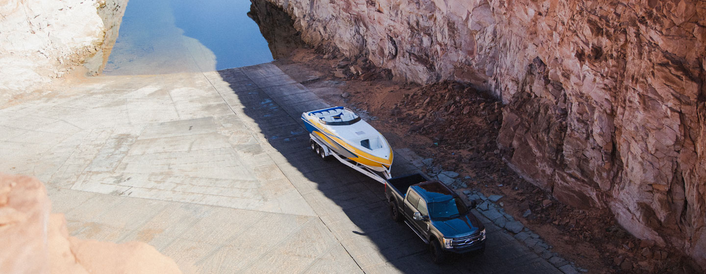 Boat Valet and Towing Antelope Point Marina Lake Powell