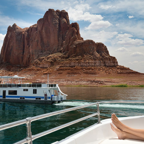 Houseboat Rentals | Antelope Point Marina